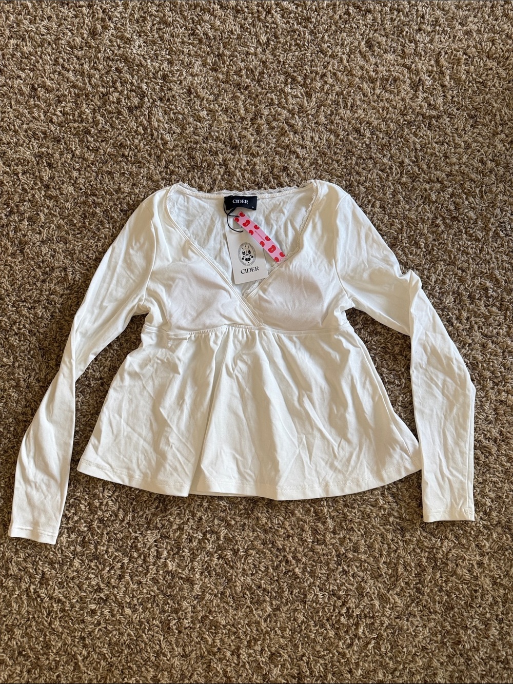 Cider White Long-Sleeve V-Neck Peplum Top